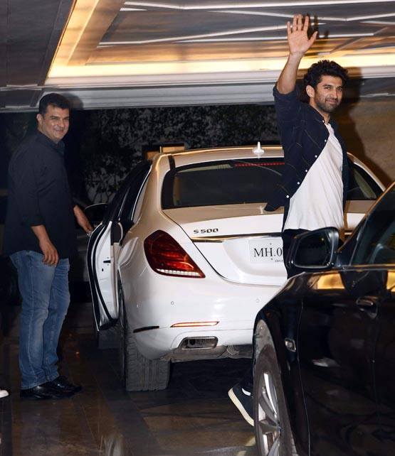 प्रियंका चोपड़ा की पार्टी में फिर साथ पहुंचे आलिया और सिद्धार्थ