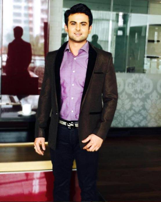 असल जिंदगी में डॉक्टर है कपिल शर्मा के शो में हंसाने वाला ये लड़का!