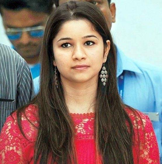 सचिन की बेटी सारा तेंदुलकर, रणवीर के साथ कर रही हैं CHILL,देखें PHOTOS