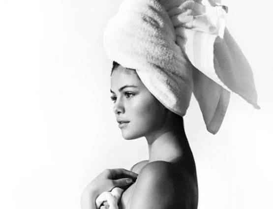 कटरीना के अलावा इन हॉलीवुड स्टार्स ने भी करवाया है TOWEL PHOTOSHOOT