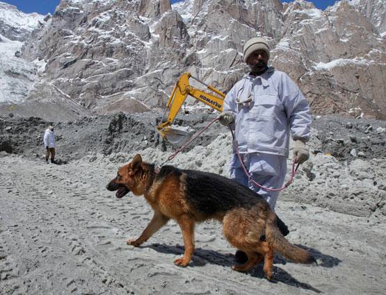 -70 डिग्री में ऐसे जीते हैं आर्मी के जवान, यहां बर्फ खाते-पीते, बिछाते और ओढ़ते हैं