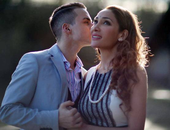 WEDDING PHOTOS: लंदन में हुई सोफिया हयात की शादी, कभी बनी थी नन