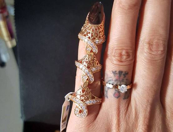 WEDDING PHOTOS: लंदन में हुई सोफिया हयात की शादी, कभी बनी थी नन