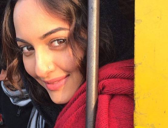 देखें- कैसे जिम में पसीना बहाकर फैट टू फिट हुईं सोनाक्षी सिन्हा