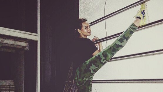 देखें- कैसे जिम में पसीना बहाकर फैट टू फिट हुईं सोनाक्षी सिन्हा