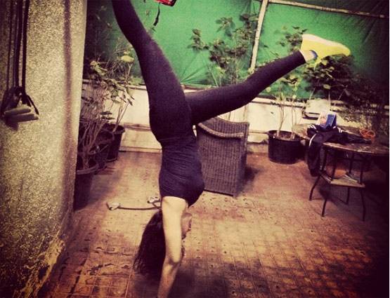 देखें- कैसे जिम में पसीना बहाकर फैट टू फिट हुईं सोनाक्षी सिन्हा