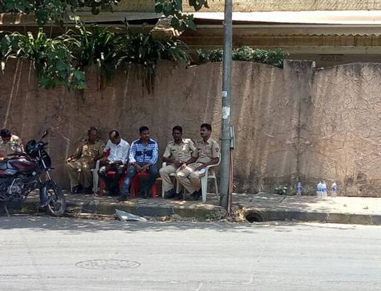 PHOTOS: घर से 600 मीटर दूर इन लाउडस्पीकर से परेशान हैं सोनू निगम