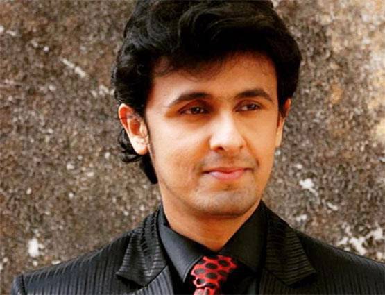 PHOTOS: घर से 600 मीटर दूर इन लाउडस्पीकर से परेशान हैं सोनू निगम