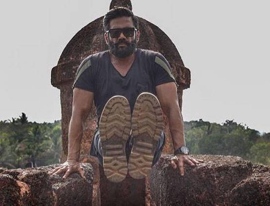 25 सालों से 28 इंच की जीन्स पहनते हैं सुनील शेट्टी,यह है फिटनेस का राज