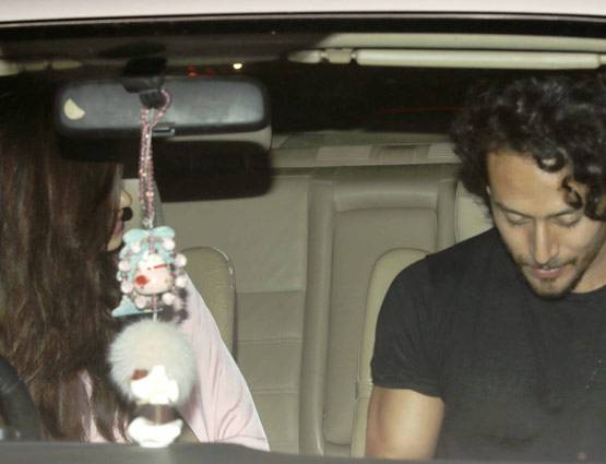 टाइगर-दिशा 7 दिन में दूसरी बार दिखे साथ, क्या रिश्ता पक्का समझें?