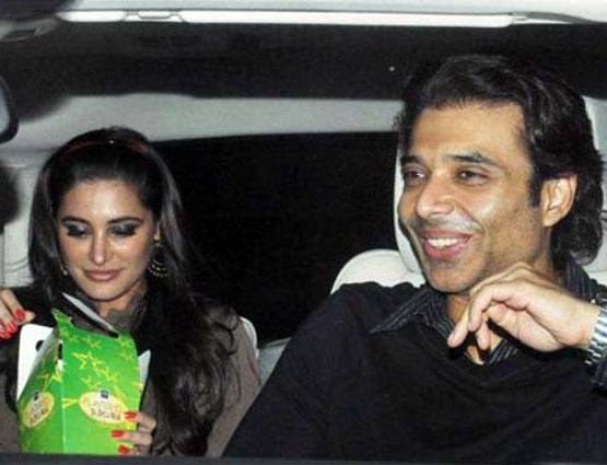 इस पाकिस्तानी एक्टर को डेट कर रही हैं नरगिस