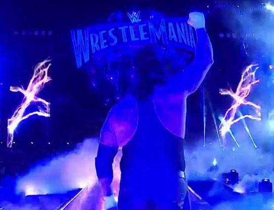 PHOTOS: खत्म हुआ 25 वर्षों का रुतबा, आखिरी मैच में इस तरह हारे अंडरटेकर...