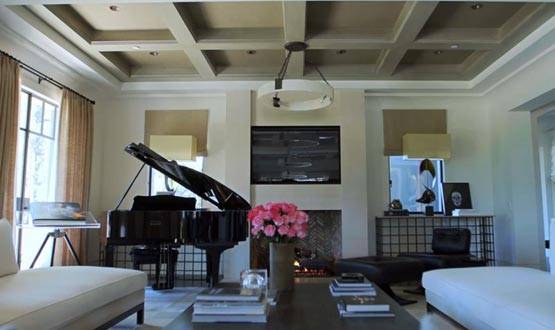 किम कर्दाशियां की बहन कर्टनी कर्दाशियां का आलीशान घर देखते रह जाएंगे!