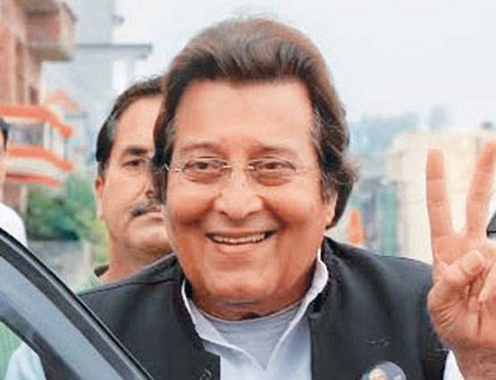 PHOTOS: लुक्स में देते थे अमिताभ को टक्कर, बीमारी ने कर दी ये हालत..