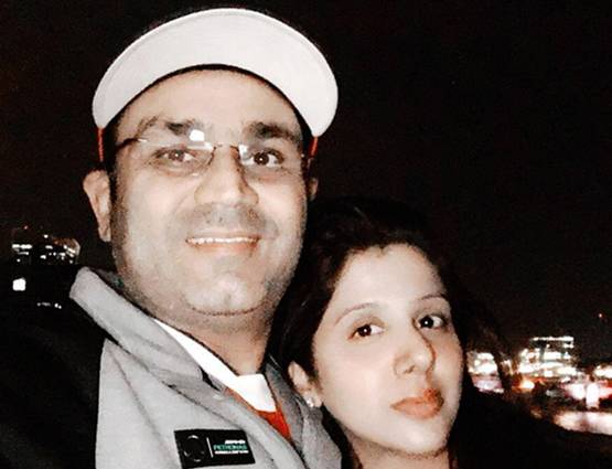 सहवाग ने फिर शेयर की वाइफ आरती की फोटो, खुद को कहा- शांत और सुशील पति