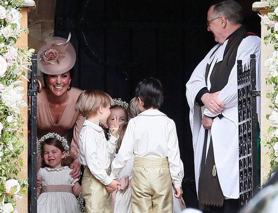 PHOTOS: ब्रिटिश राजकुमारी की बहन पीपा मिडलटन की शाही वेडिंग