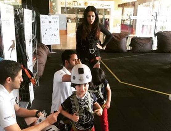 अरबों की मालकिन है ये एक्ट्रेस, दूसरी बार बनेगी जुड़वा बच्चों की मां