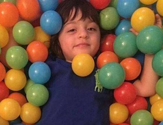 4 साल के हुए अबराम, ये हैं उनकी 25 CUTEST PHOTOS