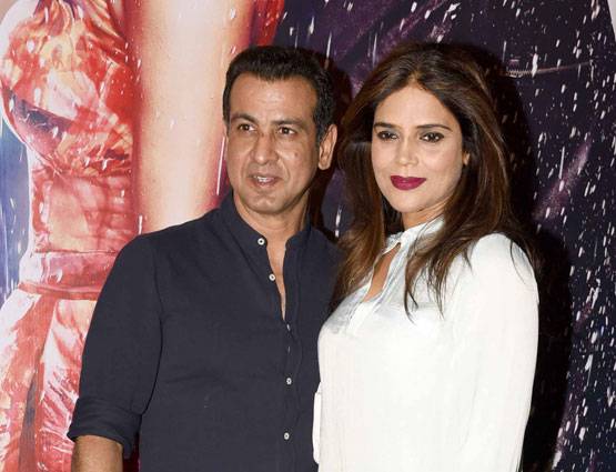 PHOTOS: हाफ गर्लफ्रेंड की सक्सेस पार्टी में 'नागिन' समेत पहुंचे ये STARS