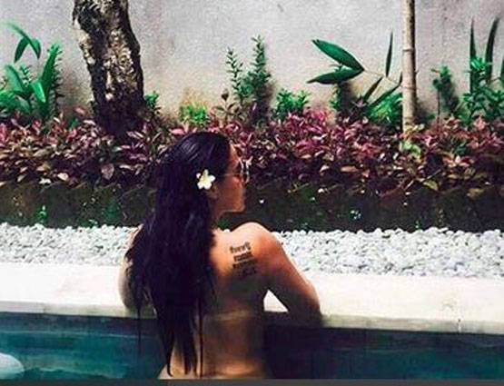 PHOTOS: बाली में BIKINI में दिखीं जैकी श्रॉफ की बेटी कृष्णा