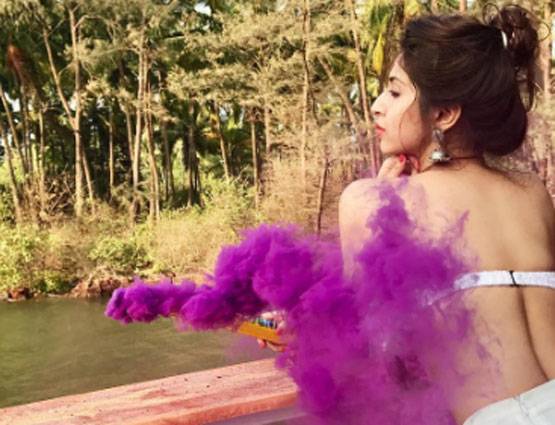 टीवी की 'पार्वती' नजर आईं BIKINI में, देखें PHOTOS