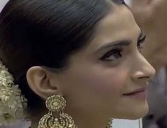 सोनम को जब मिला नेशनल अवॉर्ड, ताली बजा रहे थे पापा अनिल कपूर