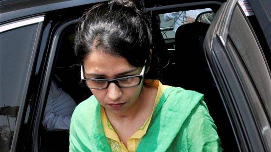 गोद ली हुई बेटी है उज्मा, JOB का झांसा दे पाकिस्तानी ने धोखे से की शादी