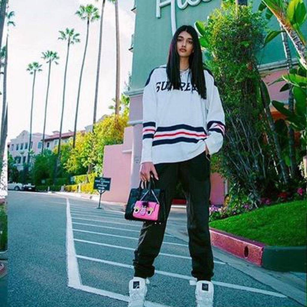 जस्ट‍िन बीबर के शो में दिखेगी ये बोल्ड पंजाबी कुड़ी...