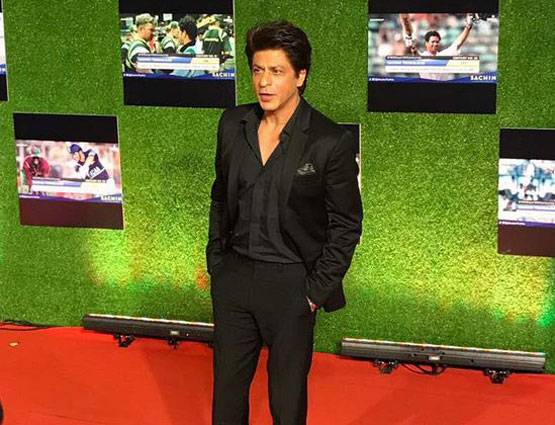 सचिन की मूवी का ग्रैंड प्रीमियर, बच्चन से लेकर खान तक पहुंचे