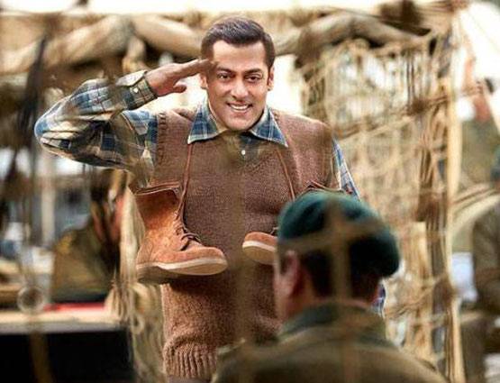 आज जलेगी ट्यूबलाइट,  ये 5 बातें जानने के लिए बेसब्र हैं सलमान के फैन