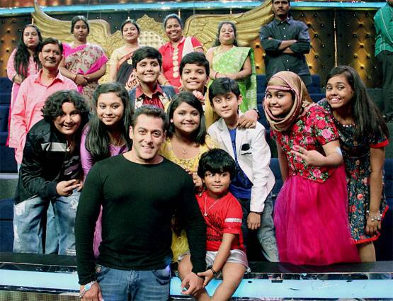 लिटिल चैंप्स के सेट पर जली TUBELIGHT, सलमान-सोहेल ने मचाया धमाल