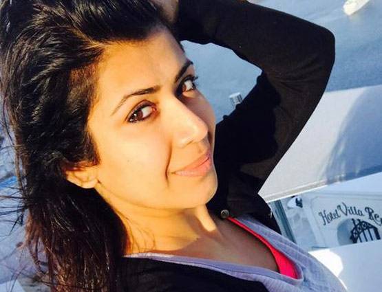 PHOTOS: 'रमन भल्ला' ग्रीस में मना रहे हैं शादी की दूसरी सालगिरह