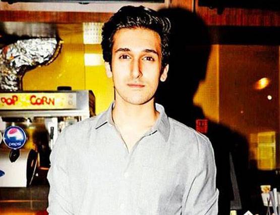 रणबीर कपूर की तरह दिखते हैं गोविंदा के बेटे यशवर्द्धन, जल्द लेंगे बॉलीवुड में एंट्री