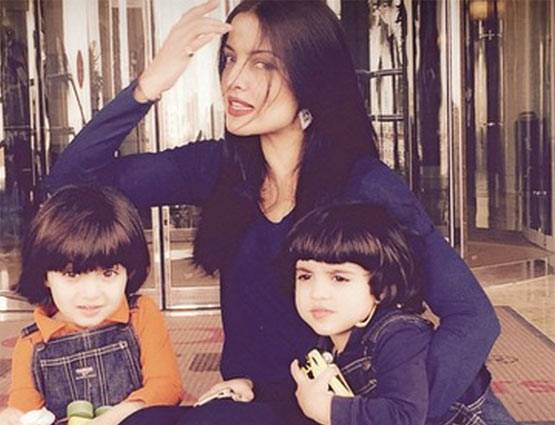 अरबों की मालकिन है ये एक्ट्रेस, दूसरी बार बनेगी जुड़वा बच्चों की मां