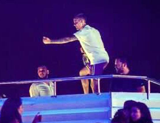 जस्ट‍िन बीबर की दौलत के आगे कहीं नहीं ठहरते भारतीय सितारे, जानें कितनी है प्रॉपर्टी