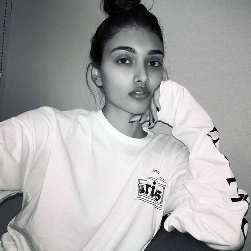 जस्ट‍िन बीबर के शो में दिखेगी ये बोल्ड पंजाबी कुड़ी...