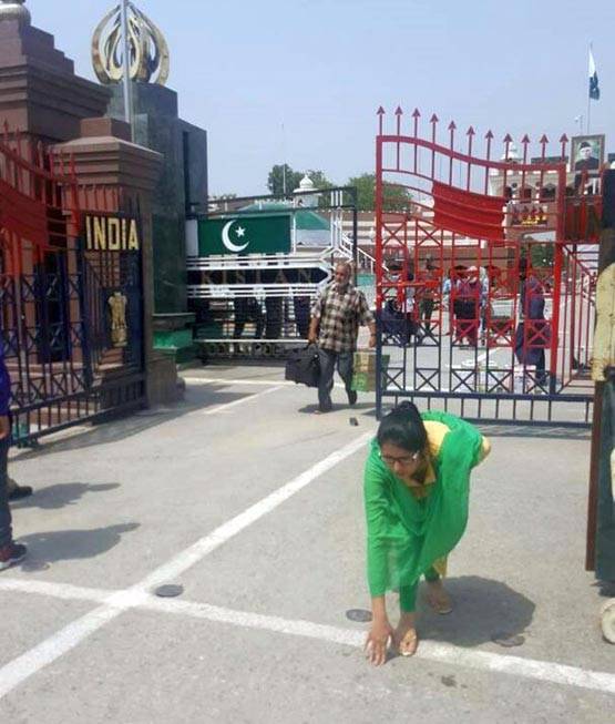 गोद ली हुई बेटी है उज्मा, JOB का झांसा दे पाकिस्तानी ने धोखे से की शादी