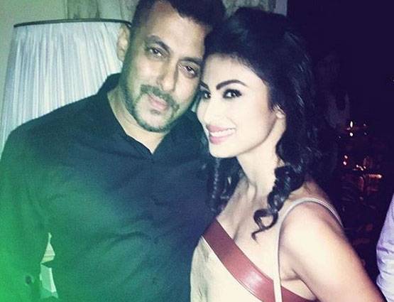 जल्द बड़े पर्दे पर दिखेगी सलमान और मौनी की केमिस्ट्री, देखें PHOTOS