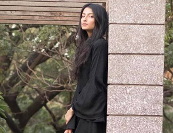 बॉलीवुड डेब्यू करने जा रही हैं श्वेता तिवारी की बेटी, इस एक्टर के साथ करेंगी काम