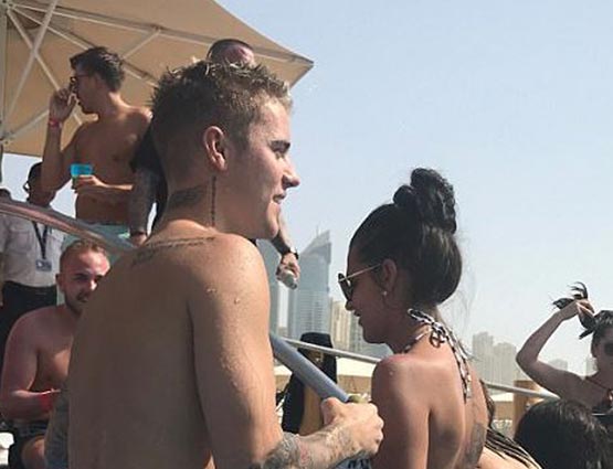 इंडिया आने से पहले दुबई में POOL PARTY करते दिखे जस्ट‍िन बीबर