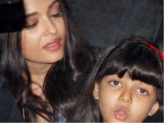 बेटी के साथ Cannes से लौटीं ऐश्वर्या, देखें PHOTOS...