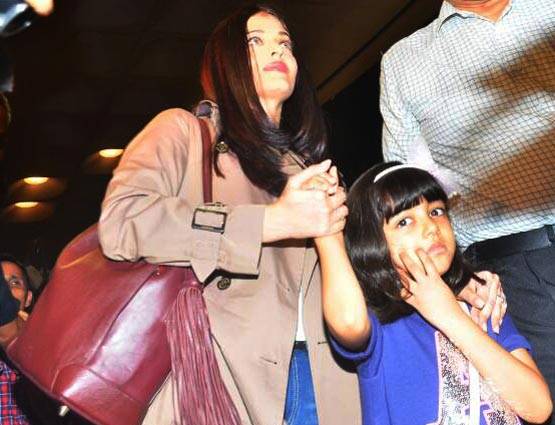 ‪‪Cannes 2017: ऐश्वर्या-आराध्या को एयरपोर्ट छोड़ने आए अभिषेक