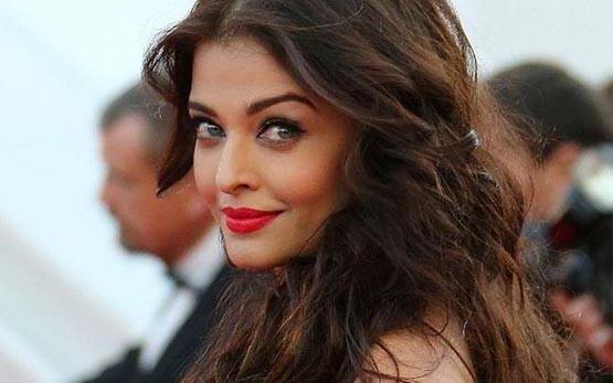 अभिषेक से पहले ऐश्वर्या ने क्या सच में की थी पेड़ से शादी