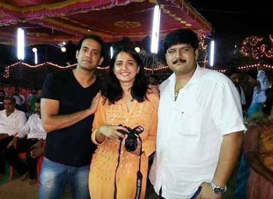 परिवार में सबसे छोटे हैं प्रभास, जानें बाहुबली स्टार्स की REAL FAMILY