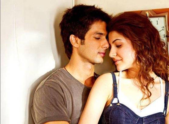 विराट से पहले इस मशहूर क्रिकेटर के साथ था अनुष्का शर्मा का अफेयर!