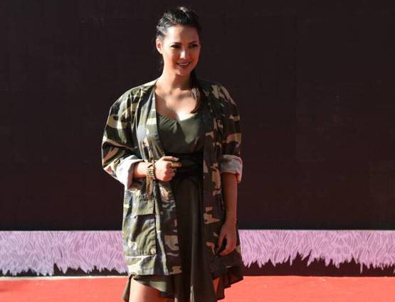 जस्ट‍िन बीबर के शो में पहुंचा बॉलीवुड, देखें किसने क्या पहना...