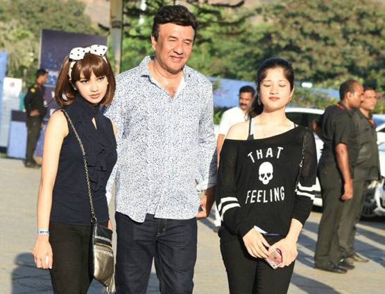 जस्ट‍िन बीबर के शो में पहुंचा बॉलीवुड, देखें किसने क्या पहना...