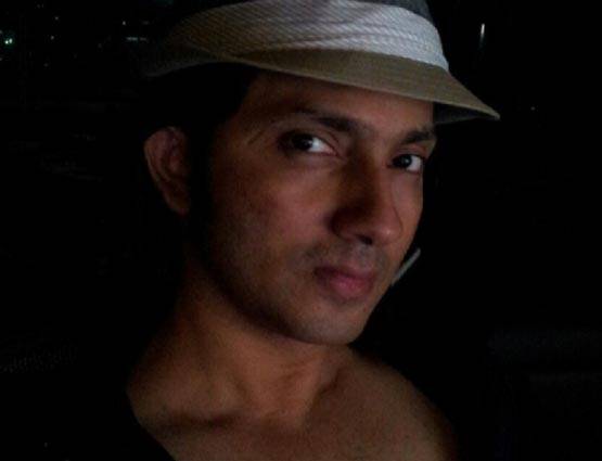 अपनी पत्नी से 8 साल छोटे हैं शिरीष कुंदर, शाहरुख ने मारा था थप्पड़