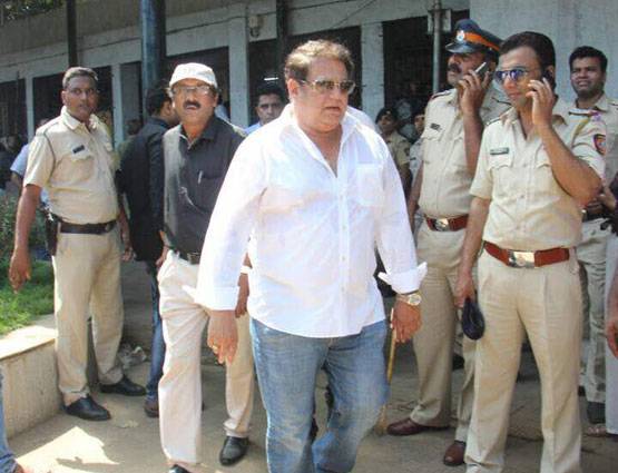 पर्दे की मां को श्रद्धांजलि देने नहीं जा सके सलमान, पहुंचे ये सेलेब्स