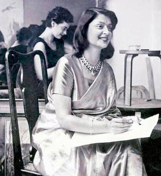 रॉयल जिंदगी जीती थी महारानी गायत्री देवी, फिर टूट पड़ा था दुखों का पहाड़